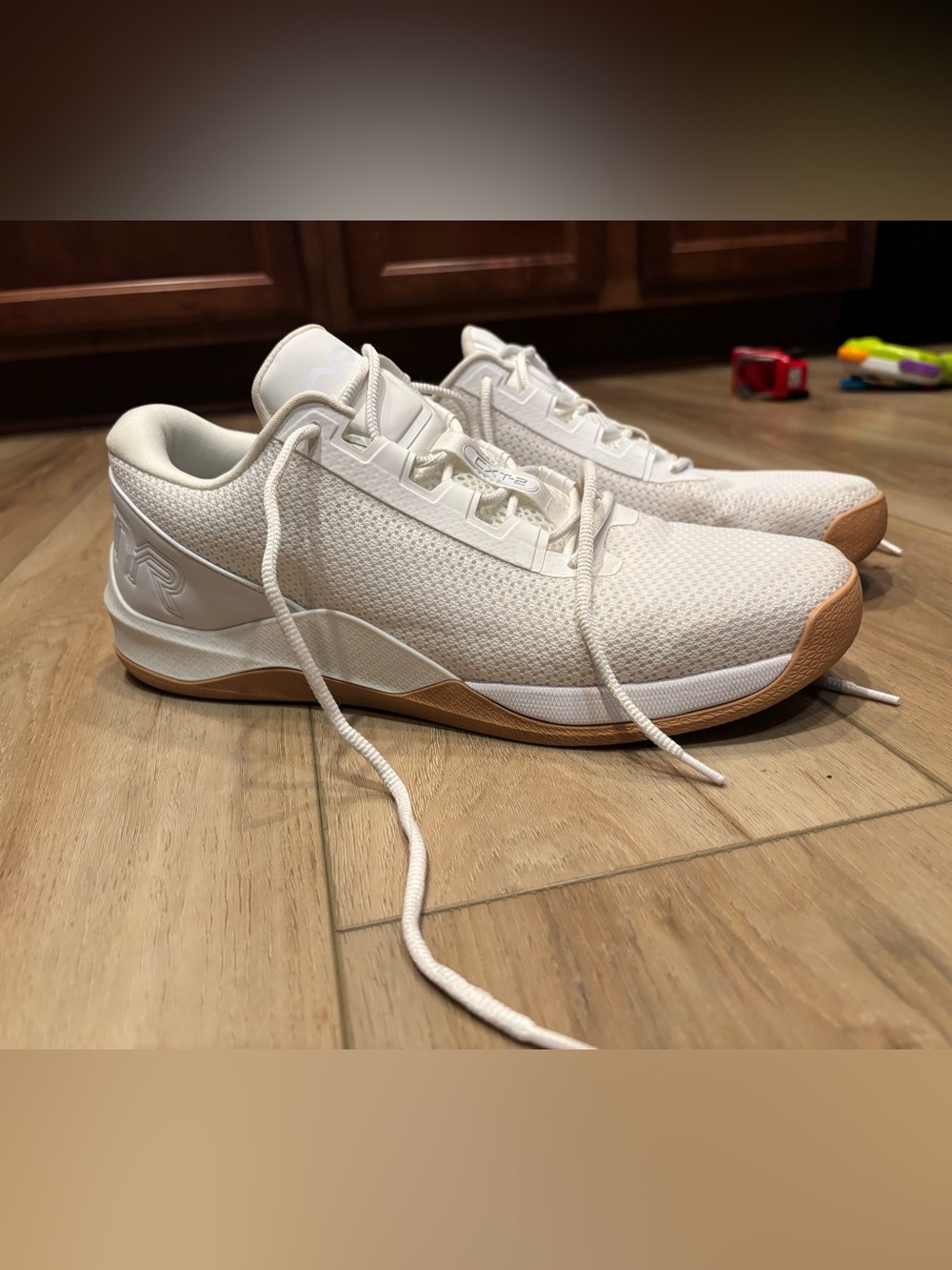 TYR CXT2 white/gum 11.5